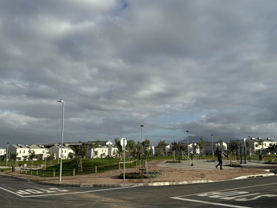 2 Bedroom Property for Sale in Rivergate Western Cape